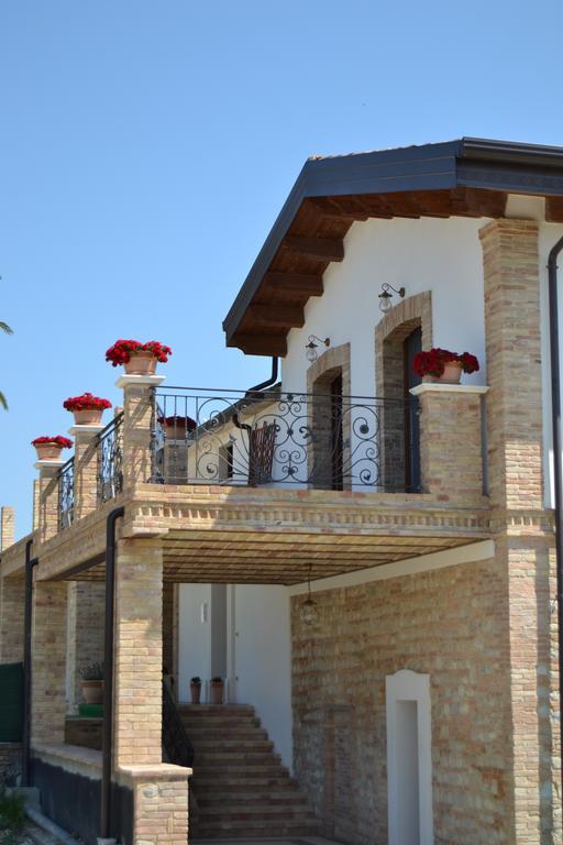 Agriturismo De Luca Mozzagrogna Kültér fotó