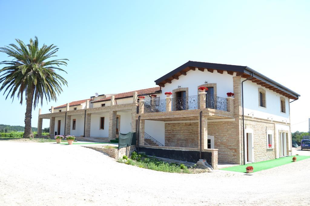 Agriturismo De Luca Mozzagrogna Kültér fotó