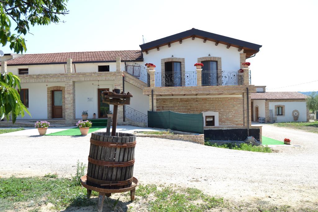 Agriturismo De Luca Mozzagrogna Kültér fotó