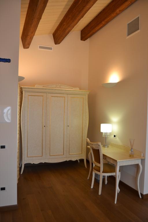 Agriturismo De Luca Mozzagrogna Kültér fotó